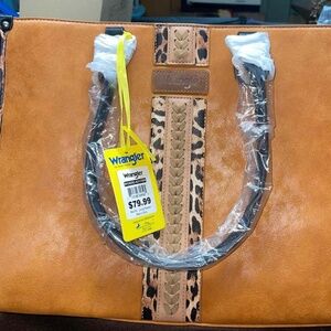 *NEW* Wrangler purse